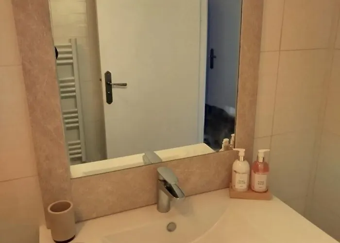 בית נופש Chez Bea Pleumartin